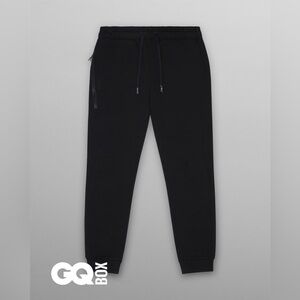 Roamknit Jogger x GQ Box